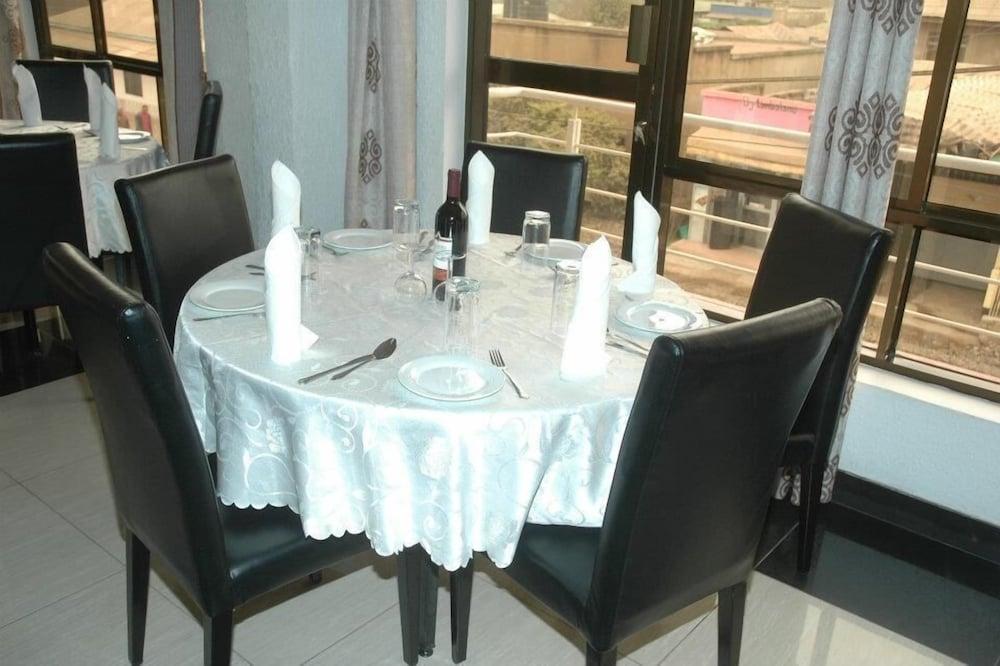 Premier Palace Hotel Arusha Kültér fotó